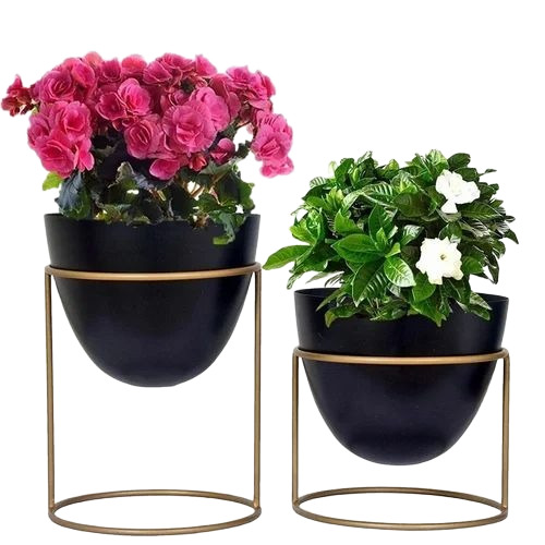 Black Round Iron Planter