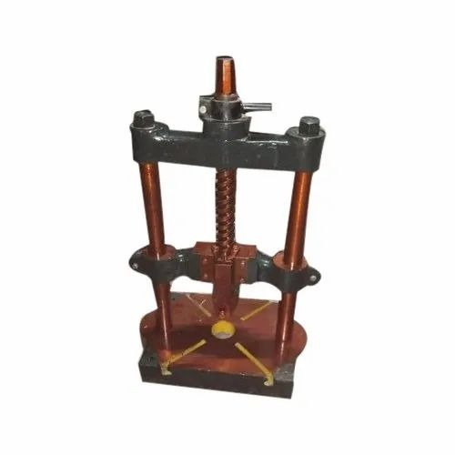 Hand Press Paper Plate Machine