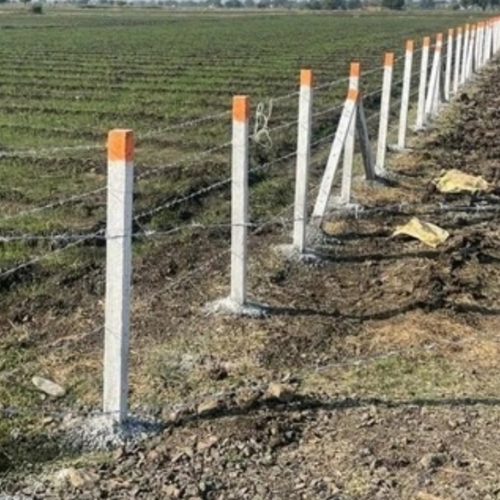Rectangular RCC fencing pole