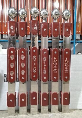 Wooden Steel Master Pillars