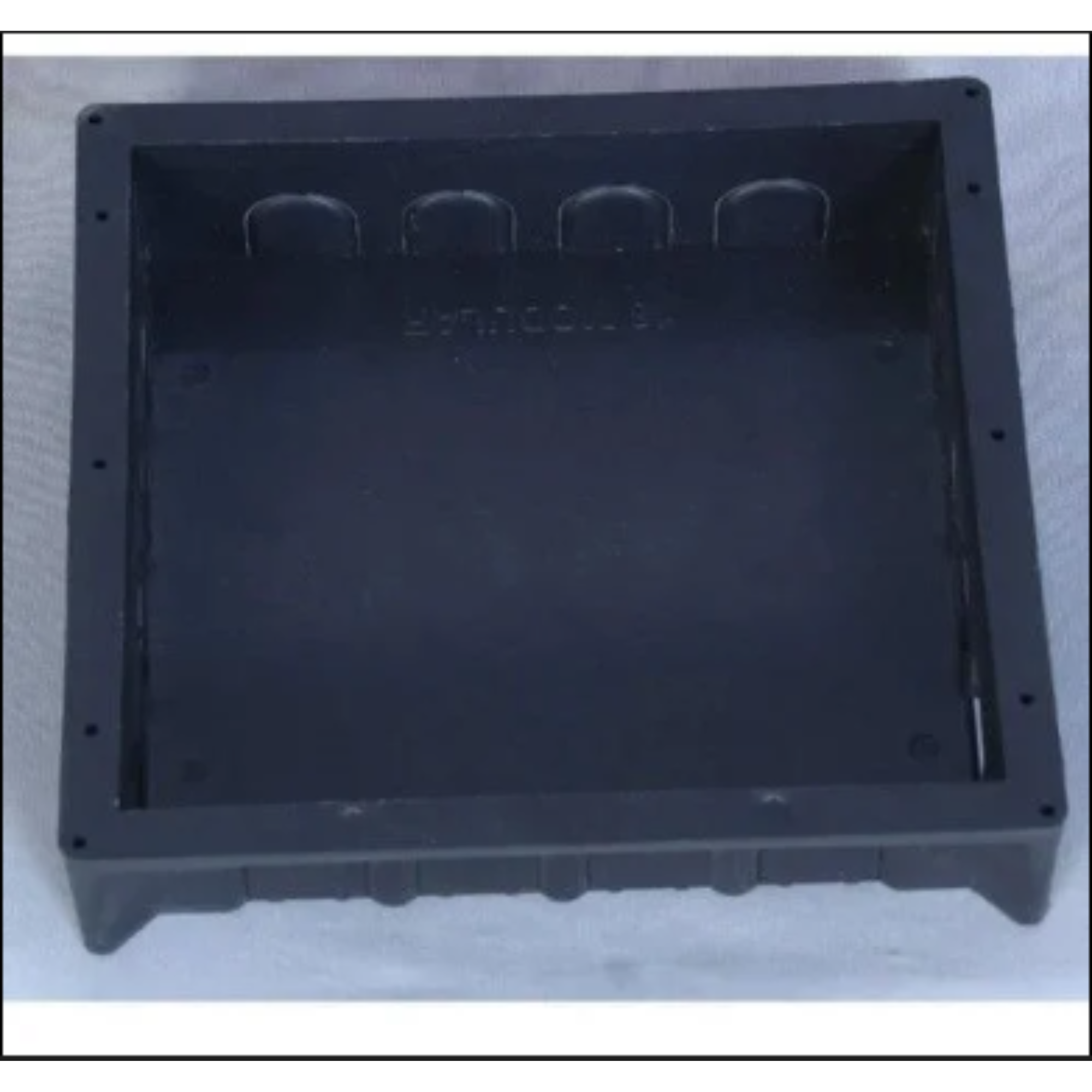18 Module Plastic Box - Color: Black