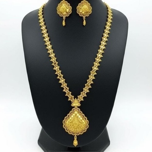 Golden Designer Necklace - Occasion: Par