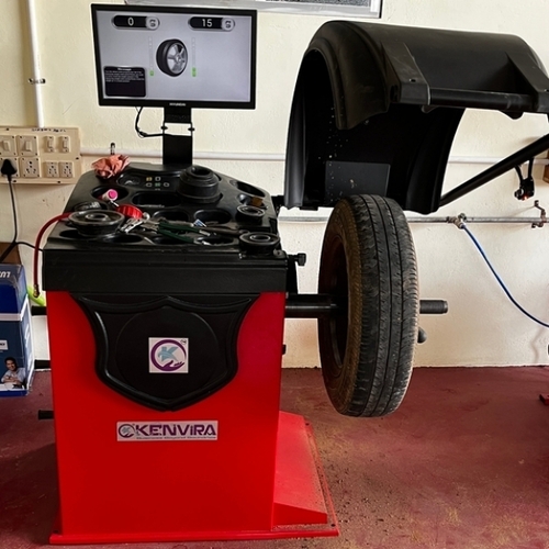 Digital Wheel Balancing Machine