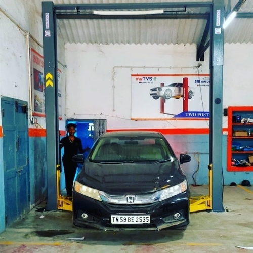 Heavy Duty Wheel Post Lift