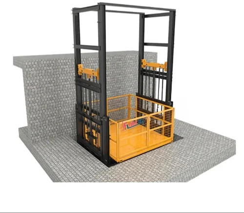 Heavy Duty Freight Elevator - Capacity: .