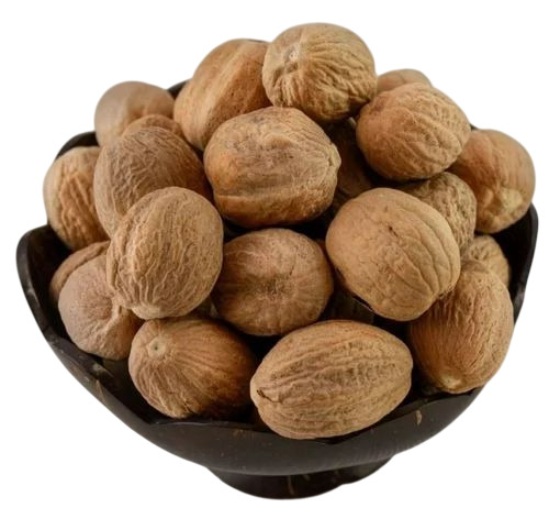 Natural Dry Nutmeg