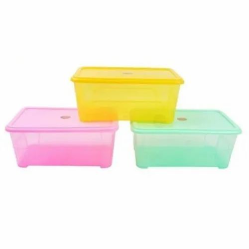 Plain Plastic Spice Container