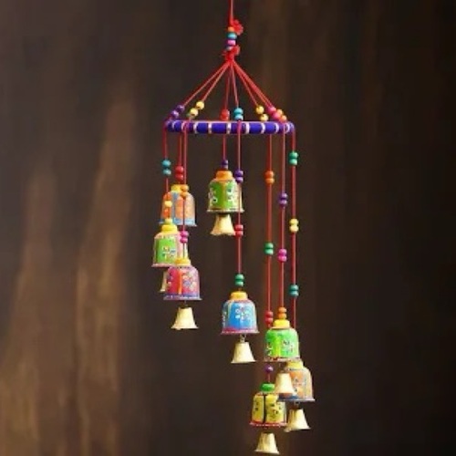 Handcrafted decroetive