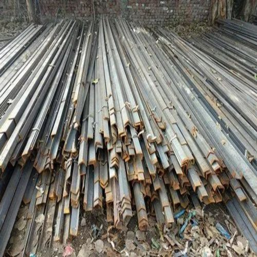 40mm Mild Steel L Shape Angle - E250 Grade, 40x40mm, 2mm Thick, Polished Silver Finish