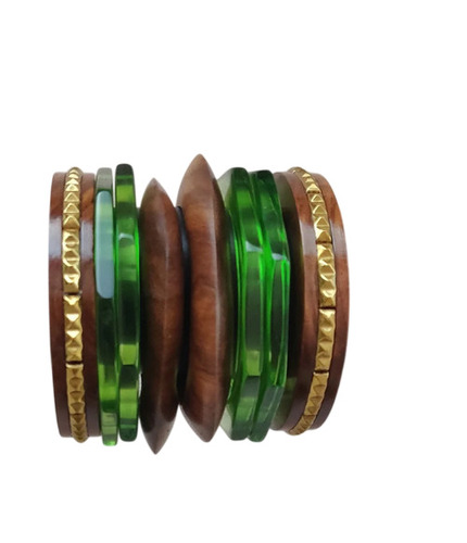 Trending Aesthetic Green Color Resin Bangles With Wooden Bangles For Women And Girls