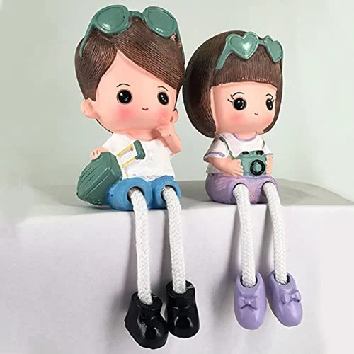 Resin Couple Shelf Sitter Dolls Showpiece