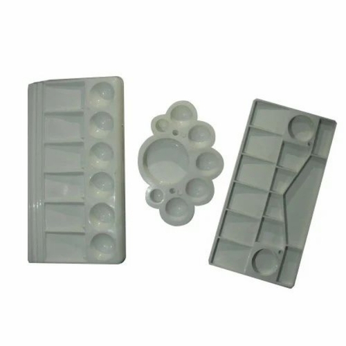 Plastic Colour Mixing Palettes