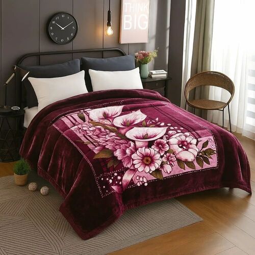 Double Bed Comfortable Blankets - Color: Multicolor