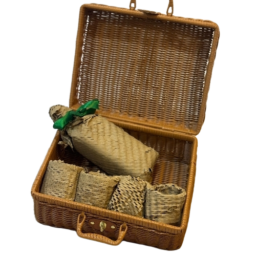 Honeycomb paper box