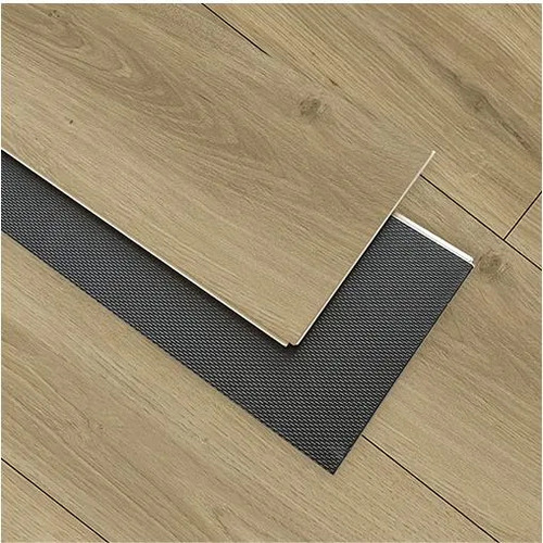 Stylist Laminated Wooden Flooring