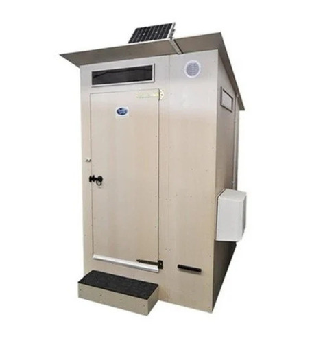 5.5 X 3.5 Feet FRP Portable Toilet
