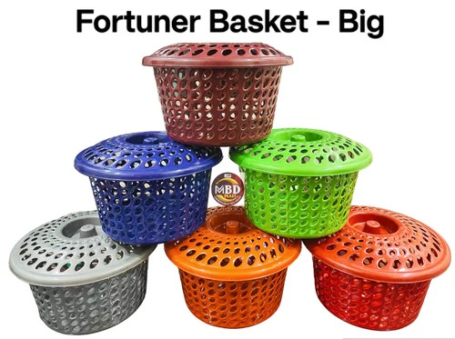 Cloth Plastic Baskets - Color: .
