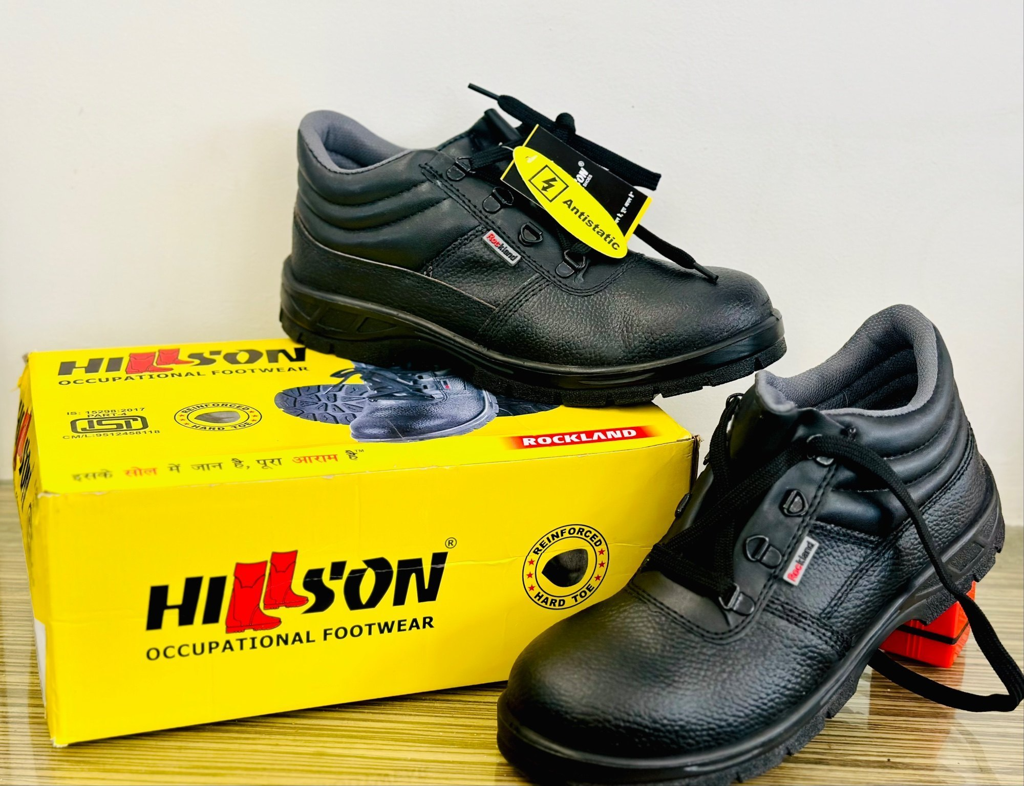 Pu Hillson Rockland Safety Shoes - Color: Black