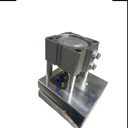 Non Woven D Cut Bag Punching Machine