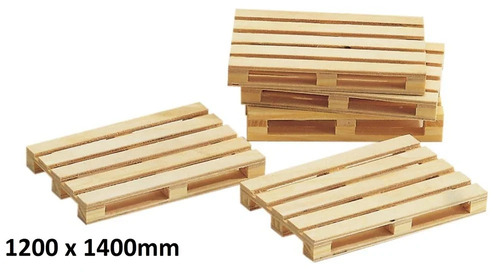 Used Wooden Pallets - Color: Brown