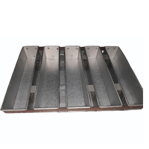 Fruit Cake Mould - Color: Silver