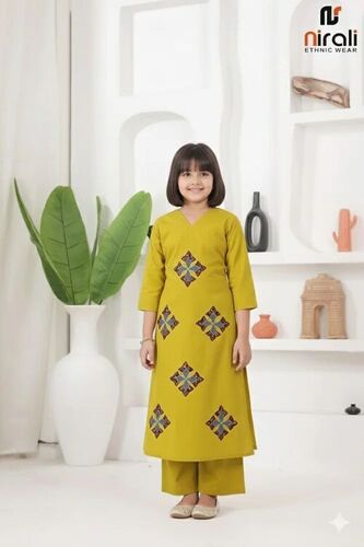 Kids Wear Kurti Palazzo Set