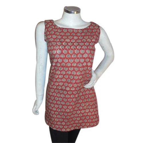 Stylish Ladies Kurti - Color: Red