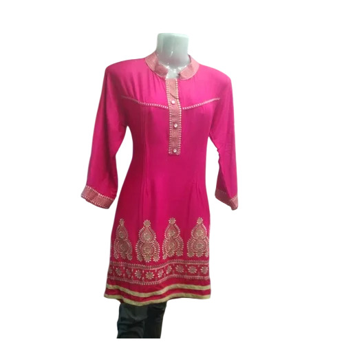 Ladies Designer Pink Kurti
