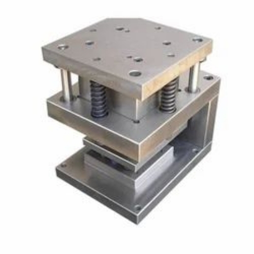 Sheet metal cutting die tool