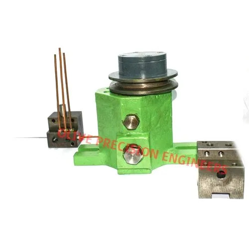 Lathe Machine Lubrication Pump - Size: Standard