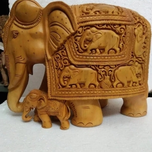 Wooden elephant showpiece , size : 8 inches