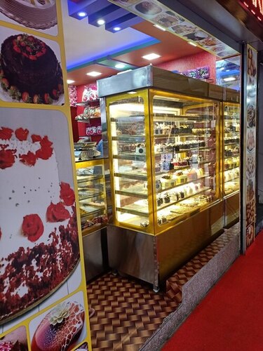 Bakery Cake Display Counters