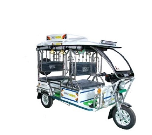 Battery Operated Electric Rickshaw