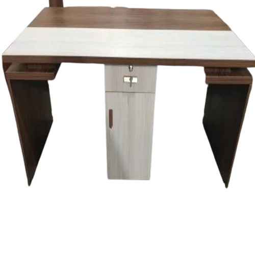 5x3 Feet Wooden Office Table