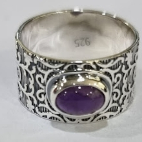 Silver stone ring