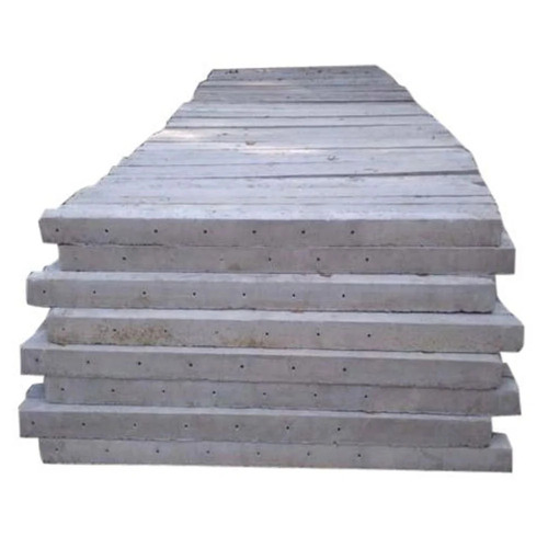 I Shaped Concrete Fencing Pole - Color: Grey (Natural Concrete)