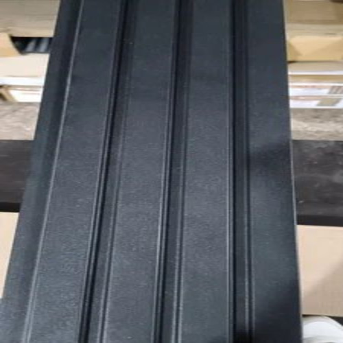 01 Pure Black Charcoal Louver