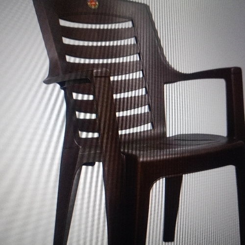 Cello plastic chair