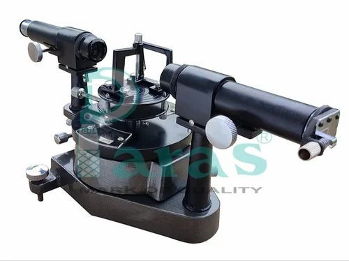 Physics Lab Equipment
