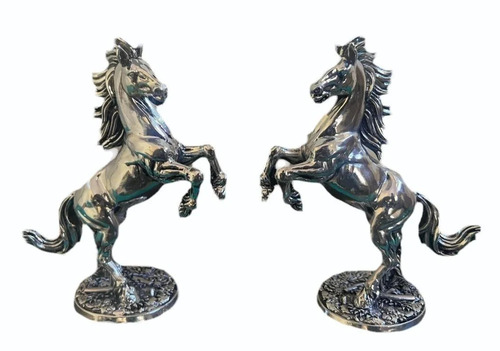 7Inch Silver Plated Horse Statue - Features: Easy To Clean And Maintain