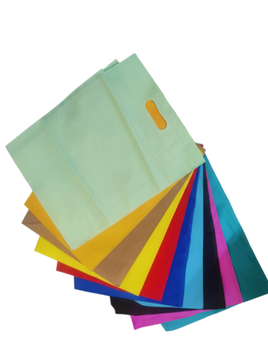 Non Woven D Cut Bags - Bag Size: All Sizes