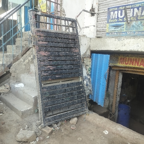 Steel gate
