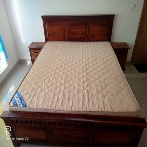 02 Sheesham Wood Bed