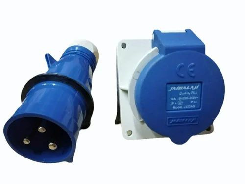 32 A 3 Pin Angled Socket