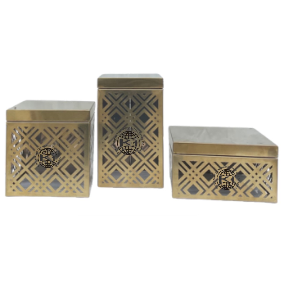 Imperial Presentation Lift Stand - Color: Golden