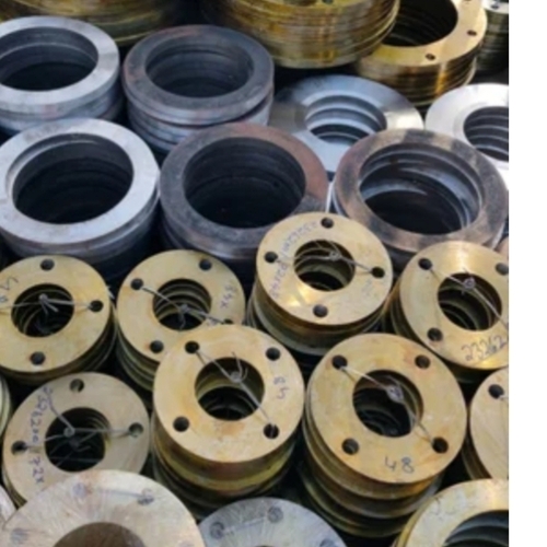 Metal flanges