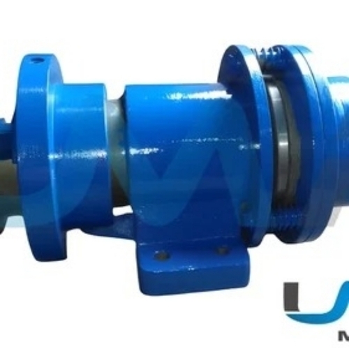 Mechanical safety chicks with clutch break