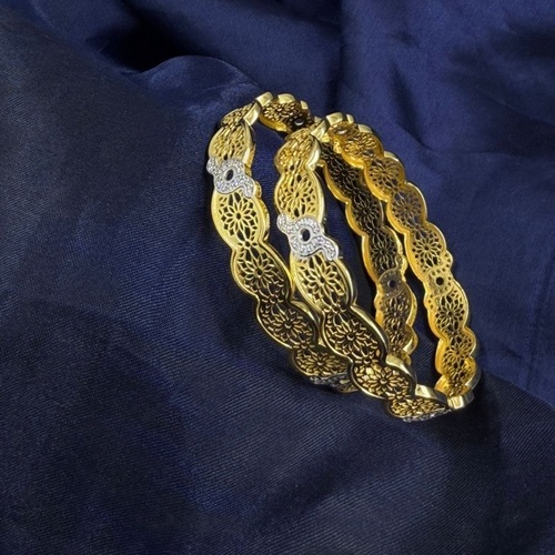 gold kada