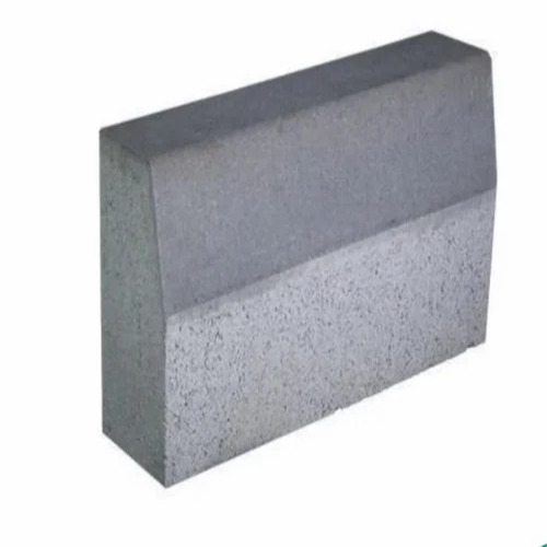 Concrete Kerb Stone 600x300x150mm