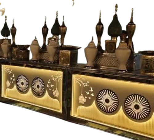 Golden Buffet Catering Counter